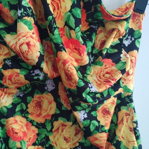 ZARA Bodysuit Floral Roses Halter Top S - Picture 5 of 10